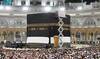 The kiswa-changing ceremony at the Grand Mosque in Makkah takes place on Thursday morning. (SPA)