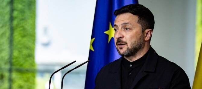 Zelensky arrives in Vilnius for Nato eastern flank summit